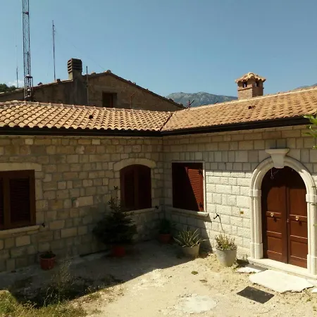 Pensión Affittacamere Di Biase Cusano Mutri